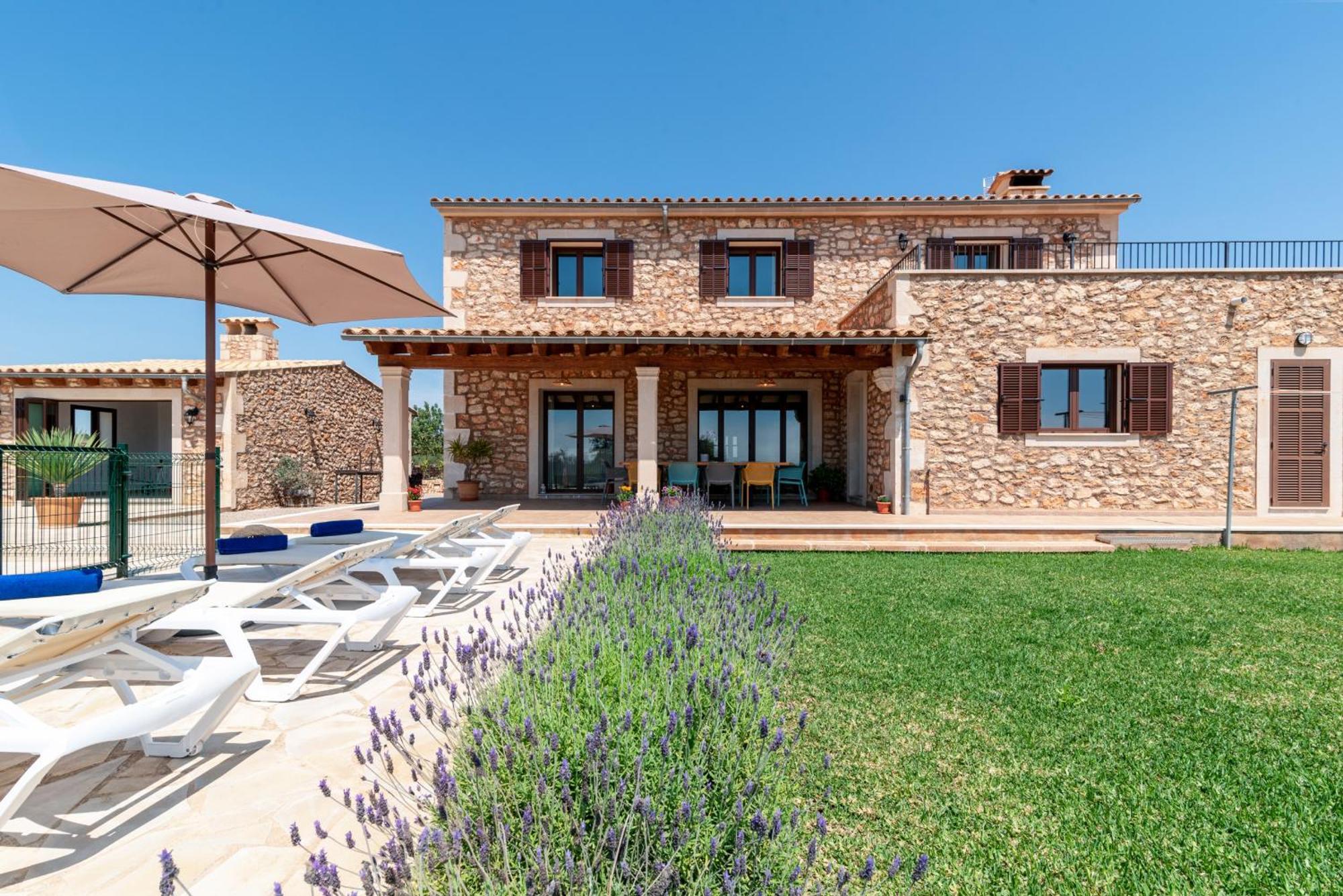 Yourhouse Sa Bassa *