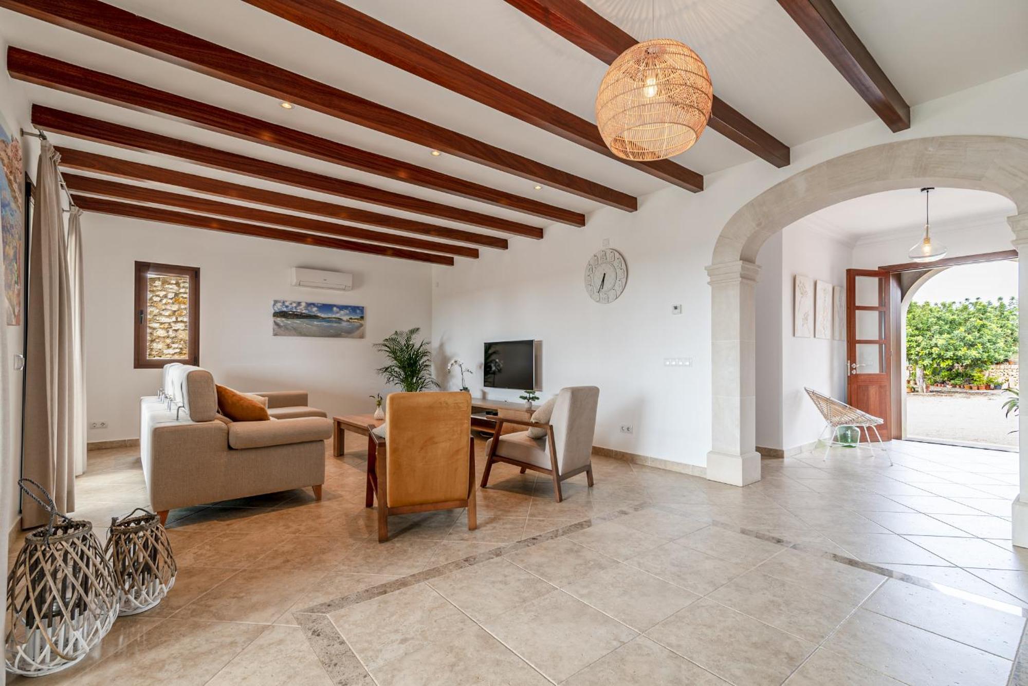 Yourhouse Sa Bassa